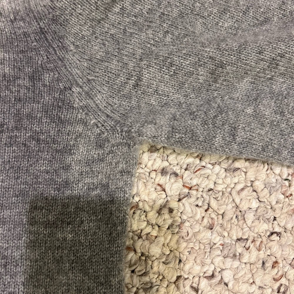 Article 365 100% Cashmere Men's Charcoal V-Neck Sweater — image 6 of 7